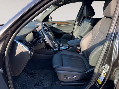 Used 2020 BMW X3 xDrive30i w/ Convenience Package image 2