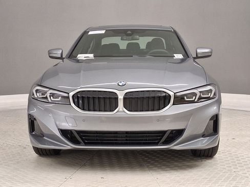 New 2026 BMW 330i Sedan w/ Premium Package RWD image 4