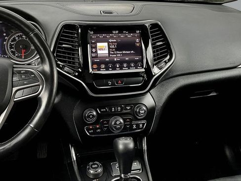Used 2020 Jeep Cherokee Limited AWD/4WD image 10