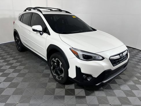 Used 2022 Subaru Crosstrek 2.5i Limited w/ Moonroof Package 1 AWD/4WD image 3