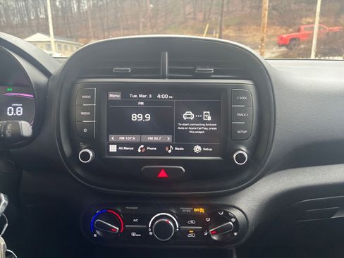 Used 2025 Kia Soul LX w/ LX Technology Package image 17