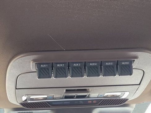 New 2025 Ford F350 King Ranch w/ Chrome Package image 9