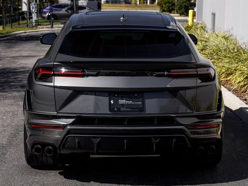 Used 2024 Lamborghini Urus Performante image 4