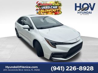 Used 2021 Toyota Corolla SE w/ SE Premium Package FWD video 1