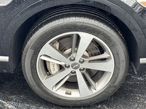 Used 2024 Genesis GV80 3.5T w/ Advanced Package image 12