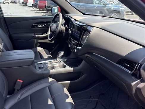 Certified 2024 Chevrolet Traverse RS w/ LPO, Floor Liner Package AWD/4WD image 29