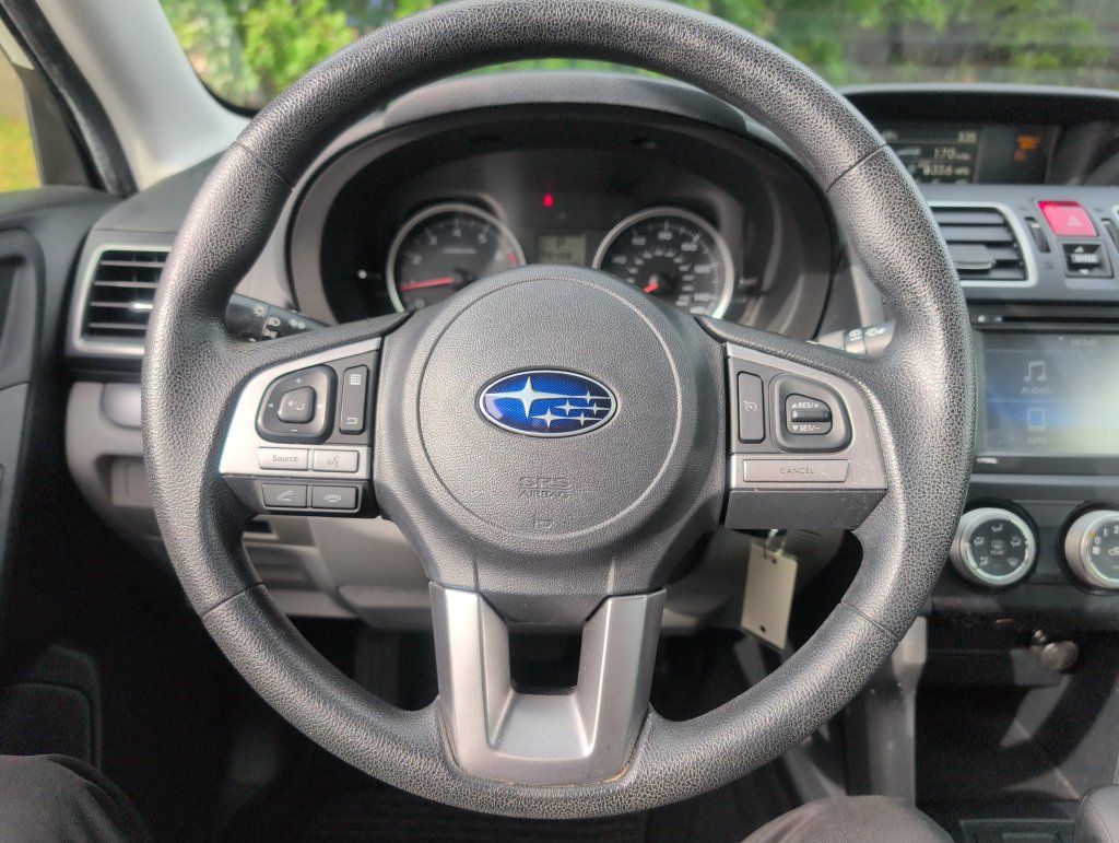 Used 2018 Subaru Forester 2.5i w/ Alloy Wheel Package AWD/4WD image 17