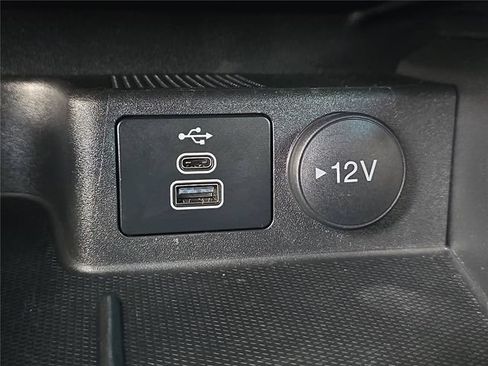 Used 2024 Ford Escape ST-Line w/ Tech Pack #1 FWD image 18