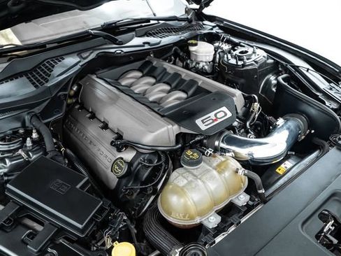 Used 2017 Ford Mustang GT w/ Interior & Wheel Package image 27