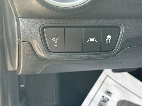 Used 2021 Kia Forte LXS image 10