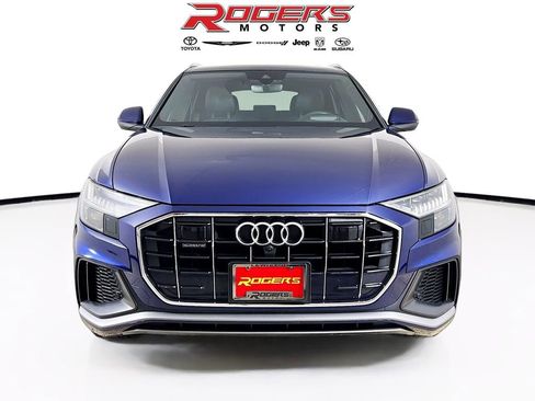 Used 2020 Audi Q8 Prestige image 2