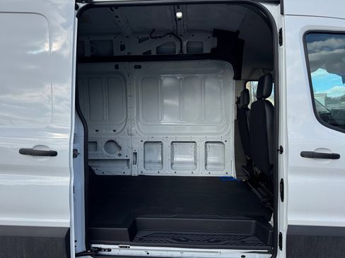 New 2026 Ford Transit 250 148 High Roof AWD image 28