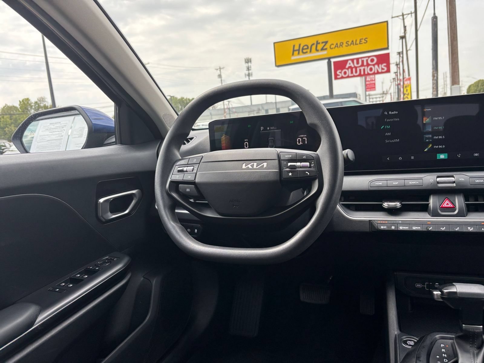 Used 2026 Kia K4 FWD image 32