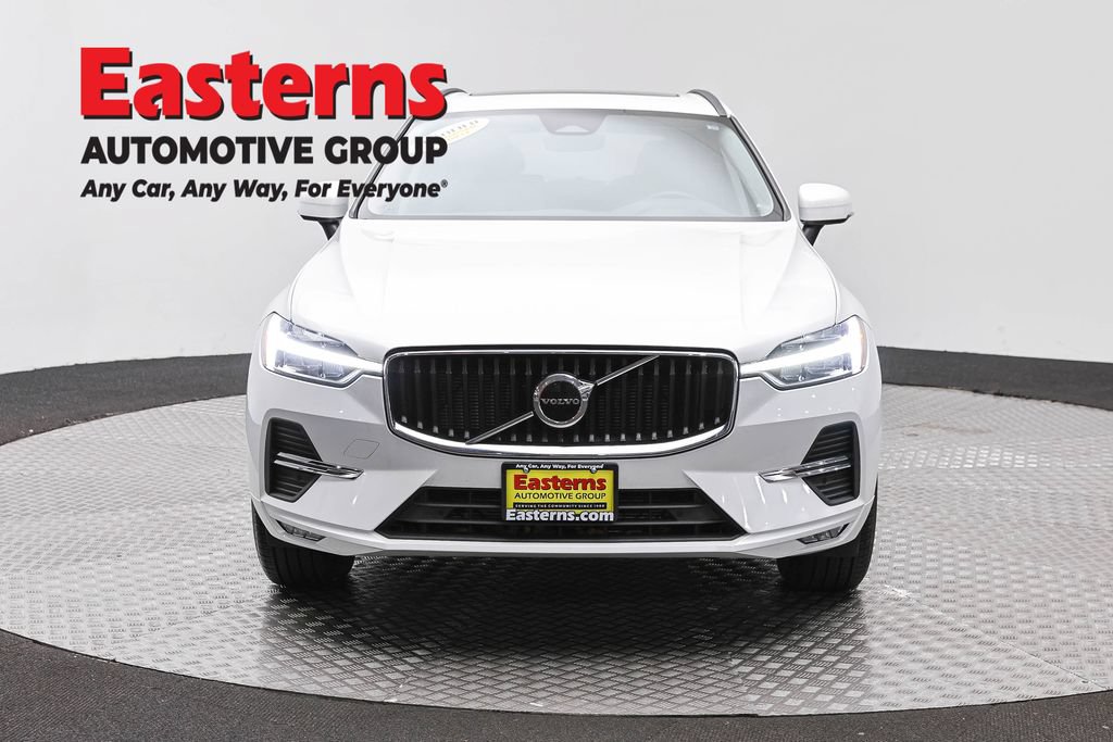 Used 2022 Volvo XC60 B5 Momentum AWD/4WD image 3
