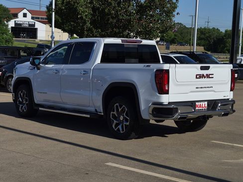 Certified 2023 GMC Sierra 1500 SLT AWD/4WD image 4