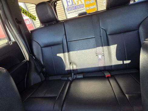 Used 2011 Jeep Liberty Limited Jet image 25
