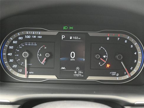 Certified 2024 Hyundai Tucson SE image 5