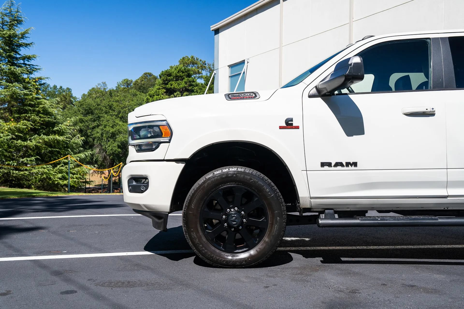 Used 2019 RAM 2500 Laramie w/ Night Edition AWD/4WD image 3