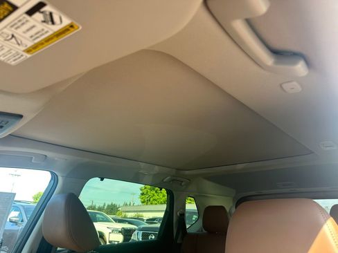 New 2026 Nissan Rogue Platinum w/ Platinum Premium Package AWD/4WD image 15