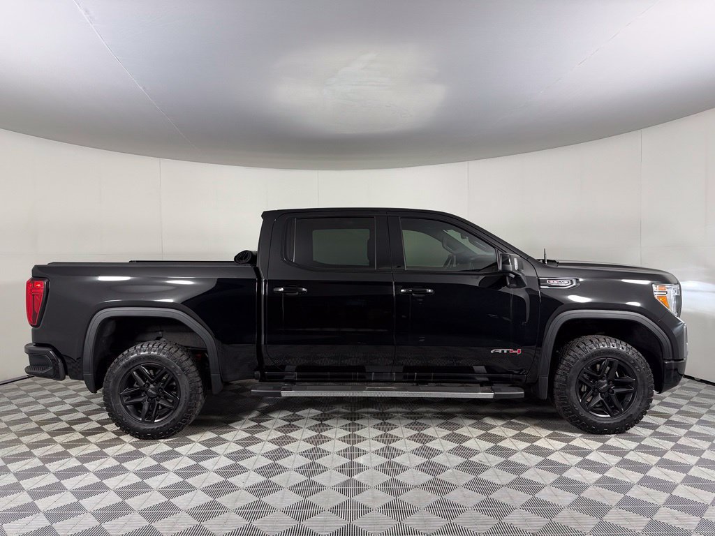 Used 2022 GMC Sierra 1500 AT4 w/ AT4 Premium Package AWD/4WD image 4