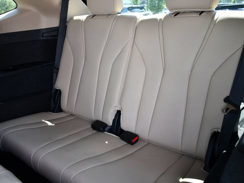 Used 2025 Acura MDX SH-AWD image 30