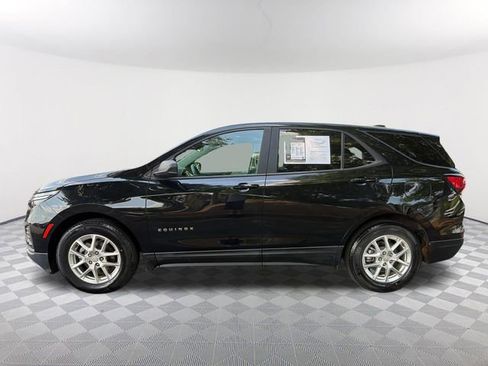 Used 2022 Chevrolet Equinox LS w/ LS Convenience Package FWD image 8