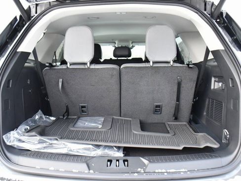 Used 2026 Ford Explorer Active w/ Active Comfort Package image 19