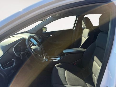 Used 2022 Chevrolet Malibu RS FWD image 6