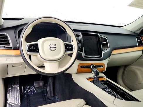 Used 2020 Volvo XC90 T6 Inscription w/ Protection Package Premier AWD/4WD image 13