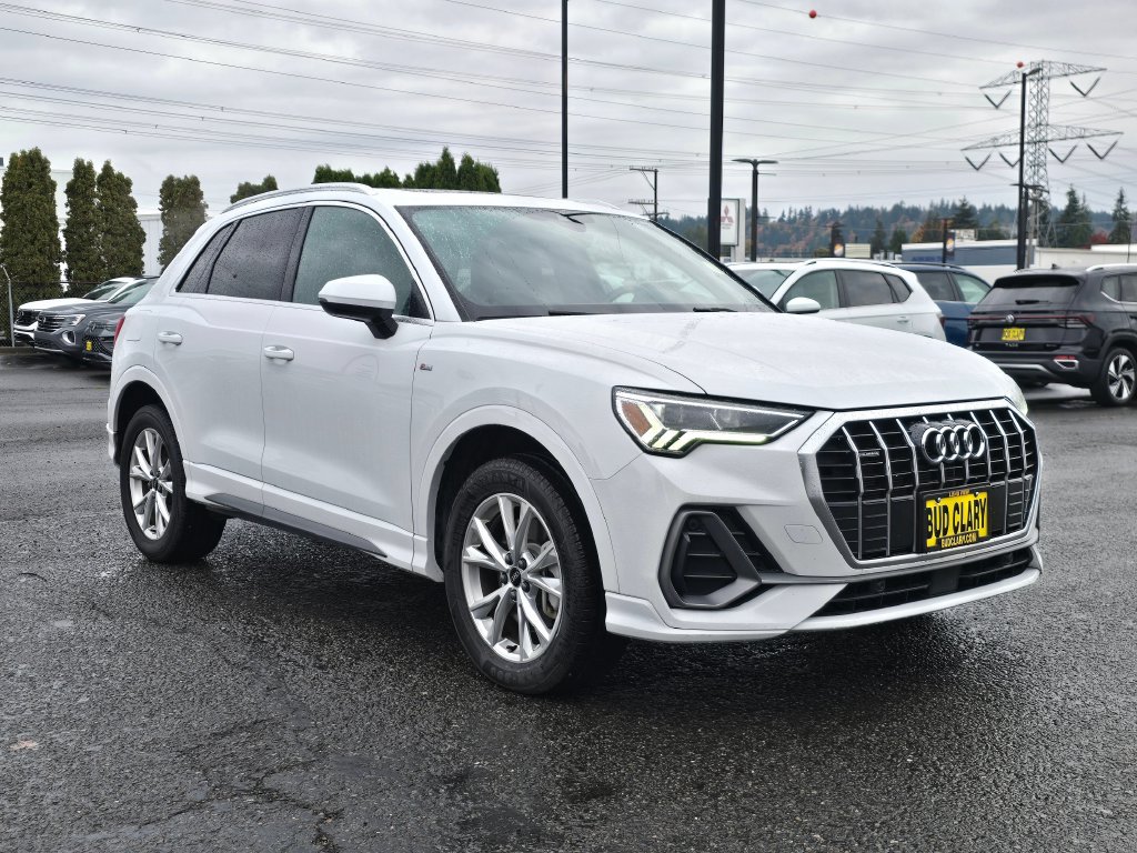 Used 2024 Audi Q3 2.0T Premium AWD/4WD image 7