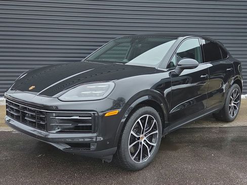 Certified 2026 Porsche Cayenne Coupe image 1