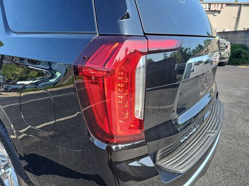 Used 2023 GMC Yukon SLT RWD image 37