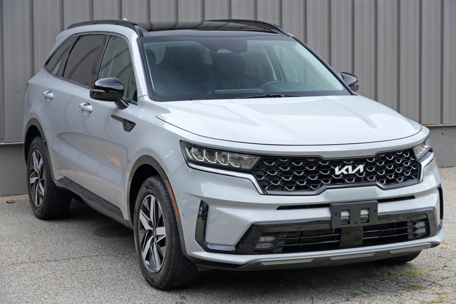 Used 2022 Kia Sorento EX w/ Panoramic Sunroof Package FWD image 52