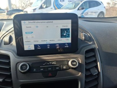 Certified 2020 Ford Transit Connect XLT image 17