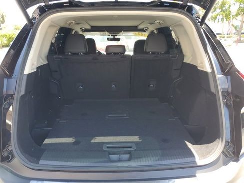 Used 2023 Nissan Rogue SL w/ SL Premium Package AWD/4WD image 12