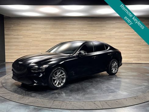 Used 2022 Genesis G70 2.0T RWD image 4