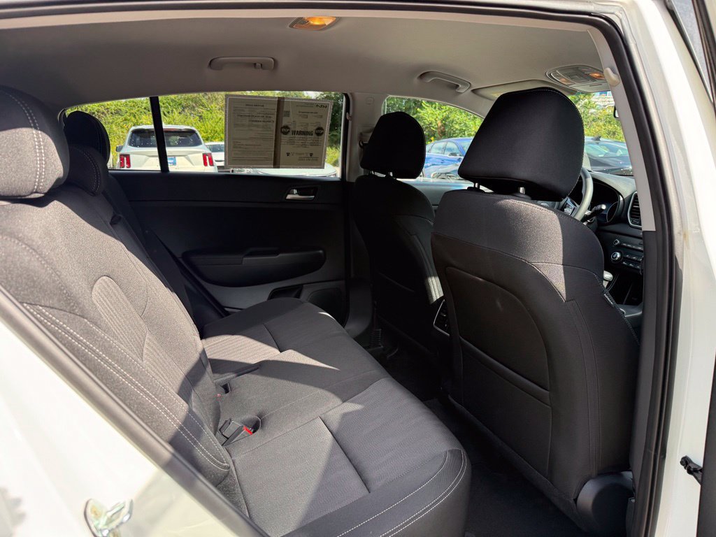 Used 2022 Kia Sportage LX FWD image 19