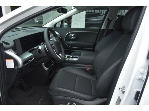 New 2026 Hyundai Ioniq 9 SEL image 10