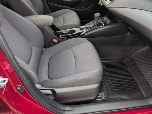 Used 2022 Toyota Corolla LE image 48