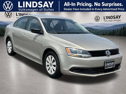 Used 2013 Volkswagen Jetta S FWD image 1