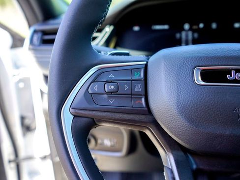 New 2026 Jeep Grand Cherokee Altitude RWD image 14