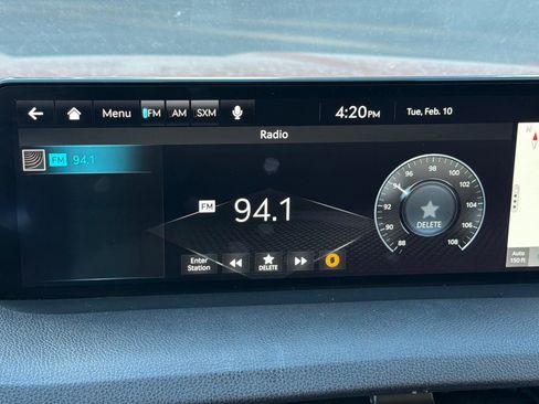 Used 2025 Genesis GV70 2.5T image 27