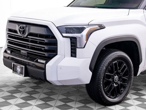 Used 2024 Toyota Tundra Limited AWD/4WD image 36
