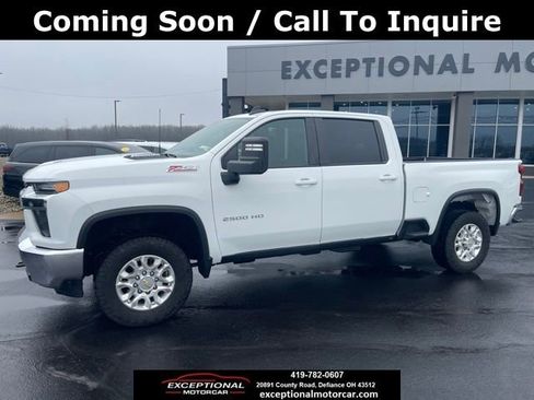 Used 2023 Chevrolet Silverado 2500 LT image 2