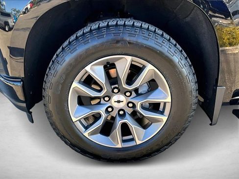 Used 2019 Chevrolet Silverado 1500 RST w/ All-Star Edition image 10