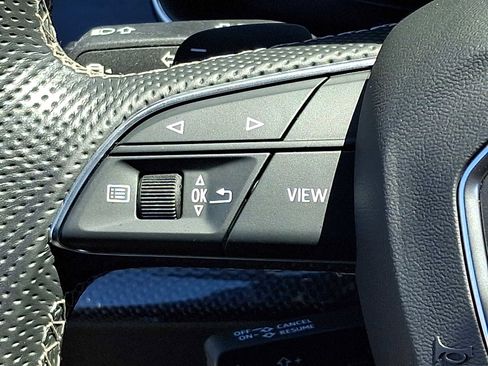 Used 2021 Audi SQ7 Prestige w/ Prestige Package AWD/4WD image 23