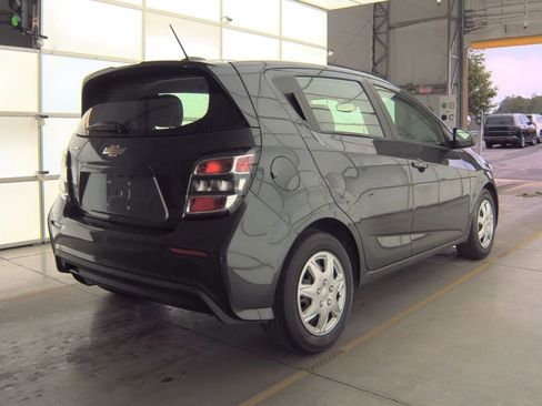 Used 2020 Chevrolet Sonic LT FWD image 2