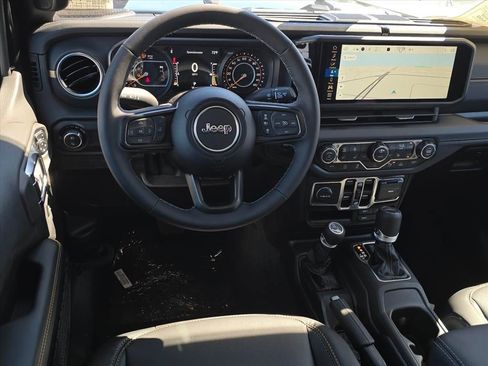 New 2026 Jeep Gladiator Sport image 6