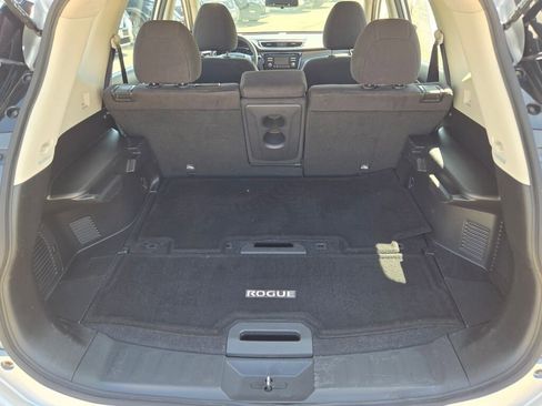 Used 2015 Nissan Rogue S AWD/4WD image 12