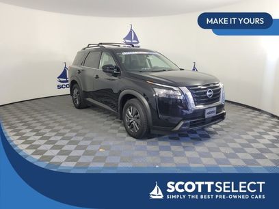 Used 2024 Nissan Pathfinder SV w/ Cargo Package